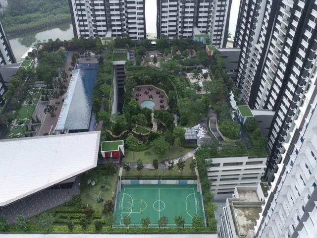 Large Room at Lakeville Residence, Jalan Ipoh