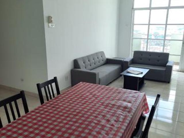 Large Service Apartment Kelana Sentral