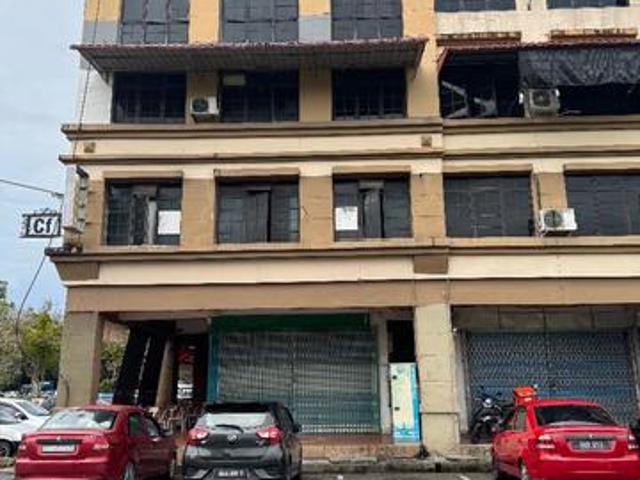Large Size 909 sf MJC SOHO Apartment