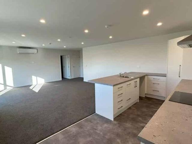 Large Spacious Apartment