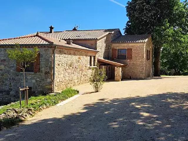 Largentière 07110 Achat / Vente maison 6 pièces t6 piscine jardin