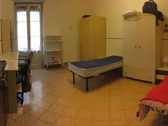 LARGO CIAIA AMPIA CAMERA DOPPIA FEMMINILE per STUDENTESSE/LAVORATRICI LIBERA SUB