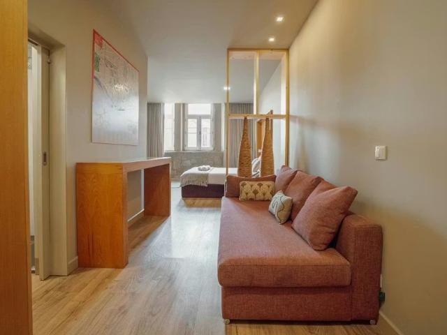 Largo de São Domingos, Porto, Braga 4050 265