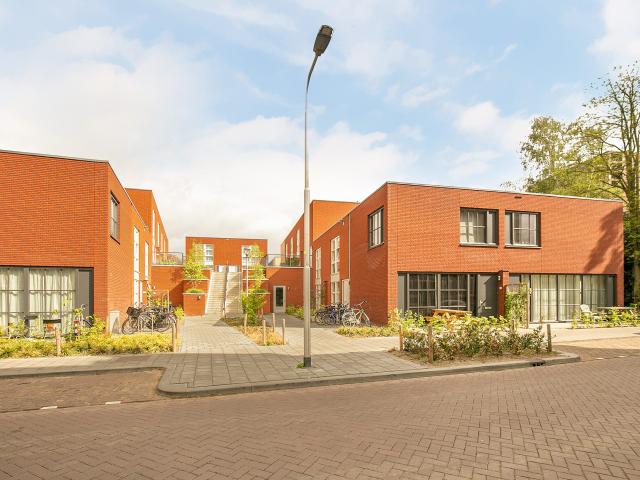 lariksplaats 25 tilburg