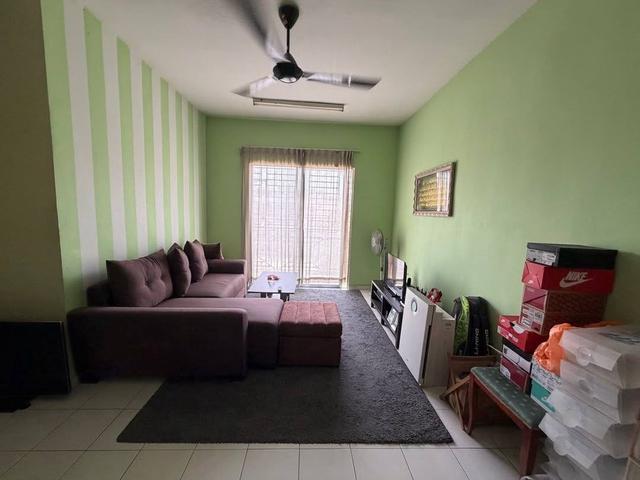 Larkin Idaman Apartment Larkin 3 bedrooms medium low cost flat