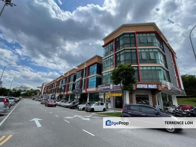 LARKIN JAYA