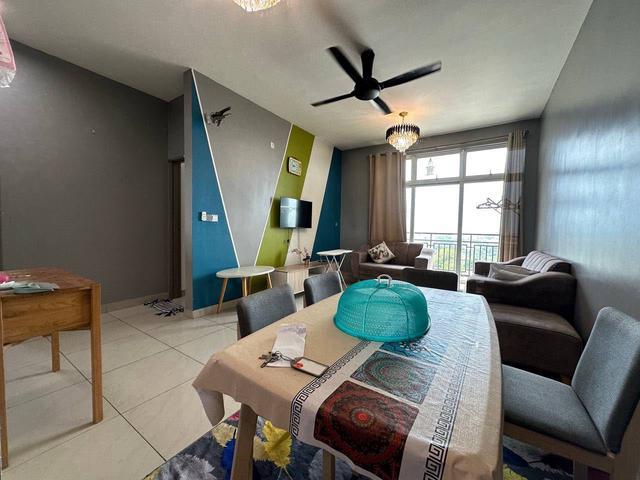 Larkin SKS Habitat Apartment 3 Bed Fully Furnish Ciq SKS Mall Balcony