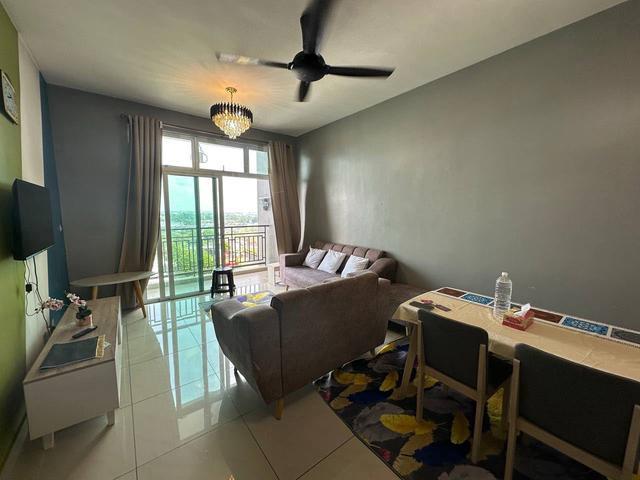 Larkin SKS Habitat Apartment 3 Bed Fully Furnished Balcony 1 Carpark