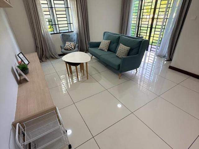 Larkin Residence / Town House / Ground Floor / 3bedroom / Fully Furnish