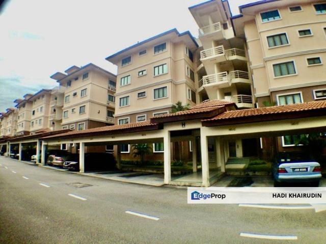 Larkin Residence