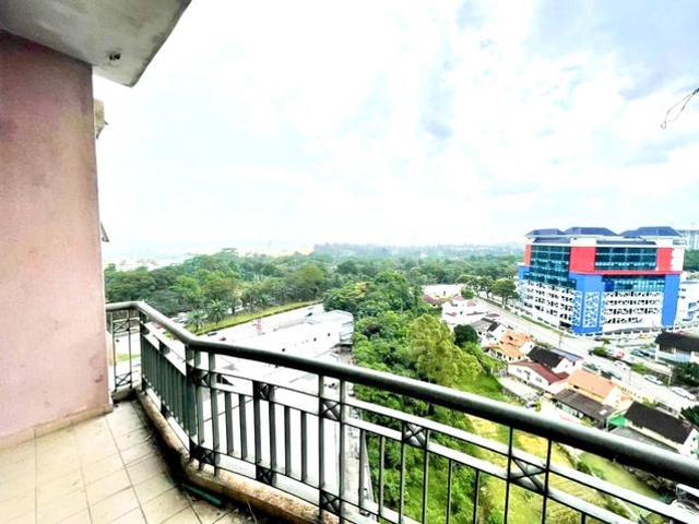 Larkin Utama Condominium JB Town 3 Bed 2 Bath Unblock view near CIQ