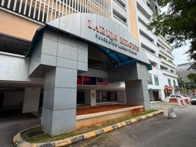 LarkinJb townfully renovatedhigh floorfirst home rumah murah