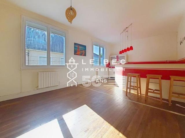 LARMOR PLAGE: Appartement T2 de 46 m² à 100 mètres de la plage