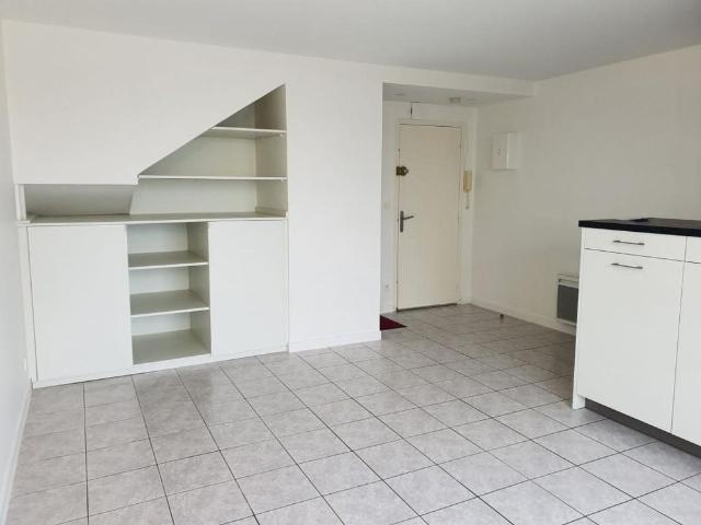 LARMOR PLAGE: Sympathique studio de 25m²