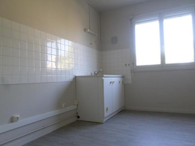 Laroche Saint Cydroine Appartement T3