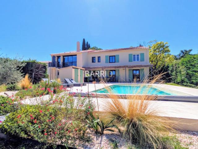 LAROQUE DES ALBERES: Splendide villa avec appartement et piscin