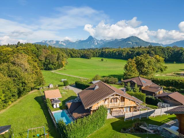 Larringes Chalet traditionnel Piscine Terrain de 1 571. m² Larringes