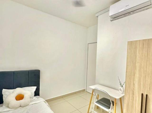 Last Female Single bedroom 3mins walk MRT Damansara Damai One Damansara Condo Free Utilities Bandar Utama Petaling Jaya