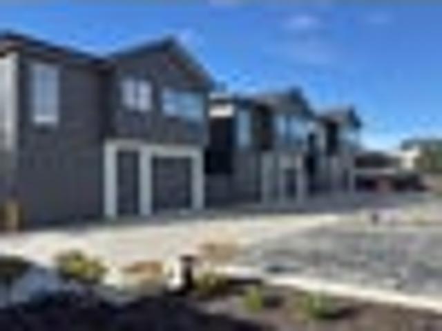 Last Freestanding Home – Parkside Living