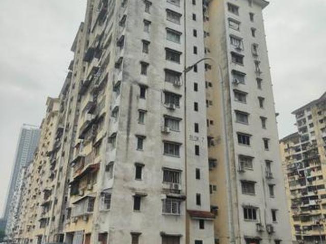 LAST Unit Miharja Apartment Taman Miharja Cheras 800 sqft 3R2B