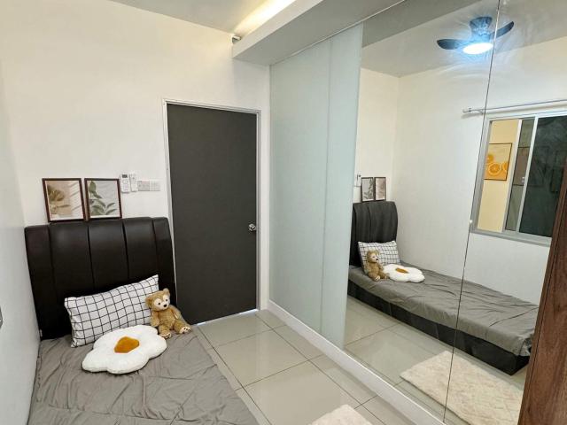 Last 2 Female Single Room 3mins walking distance MRT Damansara Damai One Damansara Condo Petaling Jaya