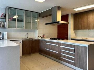 Las Condes, Departamento en venta de 6 dorm. En las condes