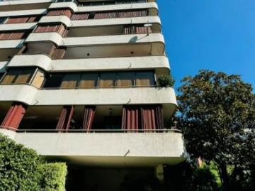 Las Condes, Pdte. Riesco 3009