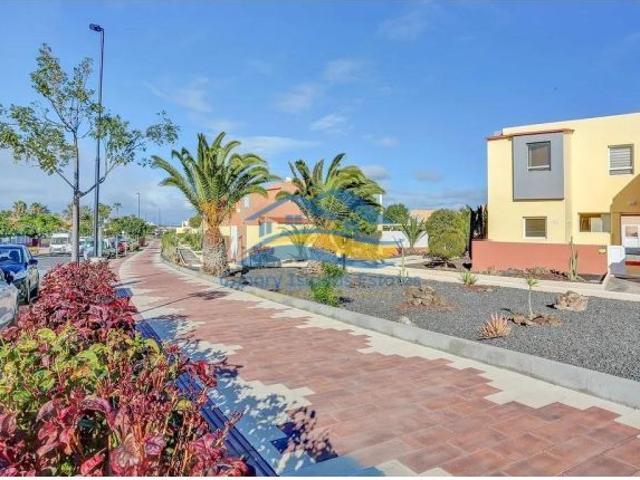 LAS FUENTES – APARTAMENTO DE 2 DORMITORIOS EN PLANTA BAJA, TOTALMENTE REFORMADO, CON DOS TERRAZAS PR