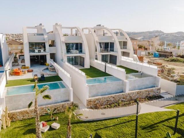 Las propiedades únicas y sostenibles de Luxury Apartments. m² Torrevieja