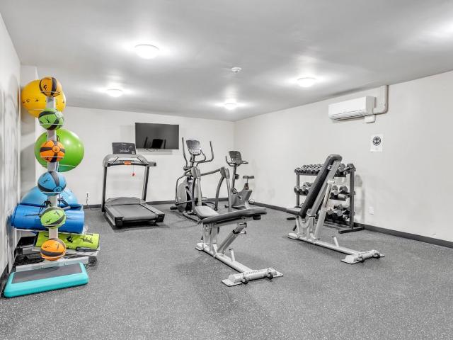 Lasalle I & II Apartments 1 Bedroom Apartment for Rent at 480 Canatara Crt, Kingston, ON K7M 6G5 Auden Park