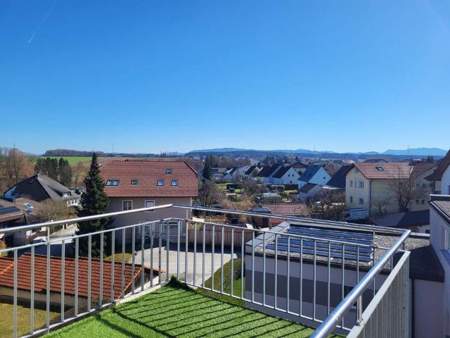 Lässige 3 Raum Wohnung mit Galerie und tollem Ausblick!