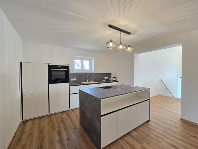 Lässiges Kellerstöckl Ferienhaus mit Eck Terrasse und Vollkeller
