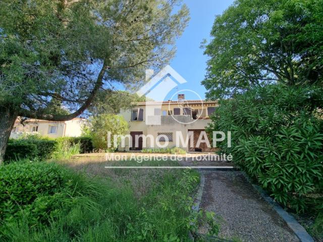 Lattes Maison T5 de 116m2 plus garage de 57m2 sur 580m2