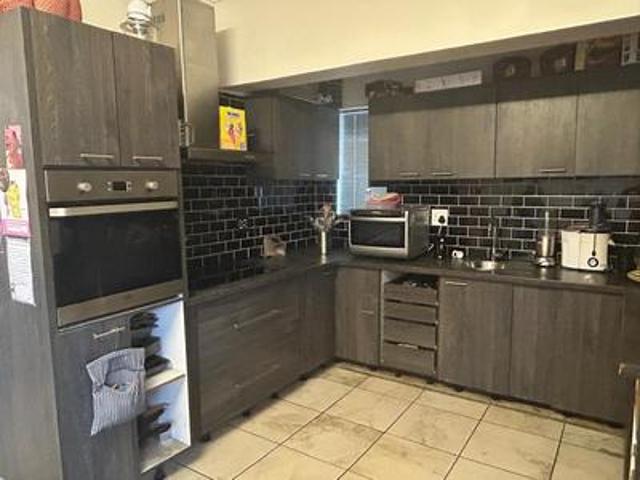 late release 3 bed family home wit.
