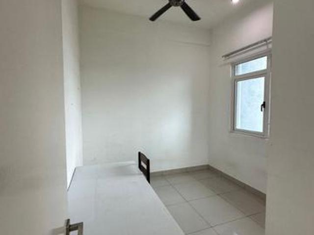 Lathea residences sierra 16 puchong for sale