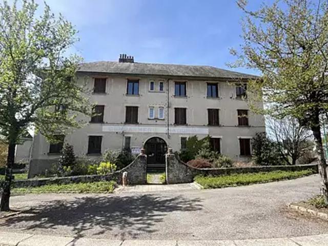 Latronquière 46210 Achat / Vente maison 19 pièces t19
