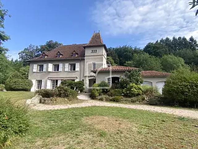 Latronquière 46210 Achat / Vente maison 11 pièces t11