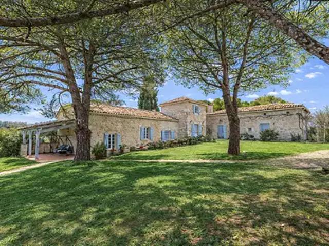 Lauzerte 82110 Achat / Vente maison 7 pièces t7