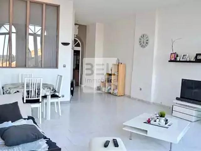 Laudun l'Ardoise 30290 Achat / Vente immeuble