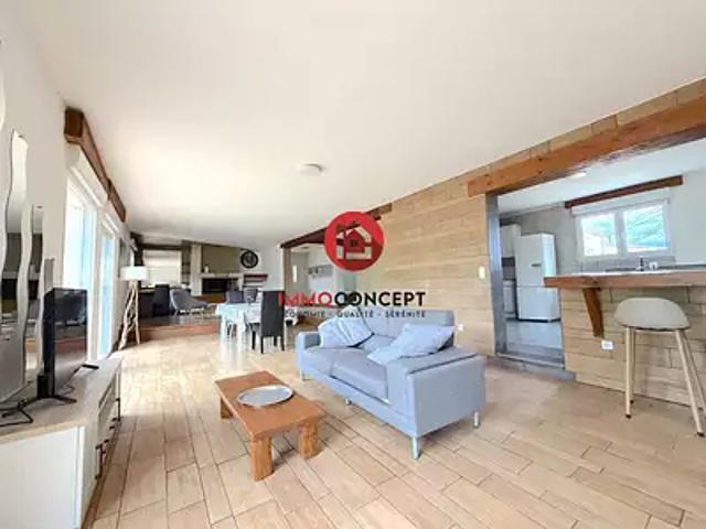 Laudun l'Ardoise 30290 Achat / Vente maison 7 pièces t7 piscine parking