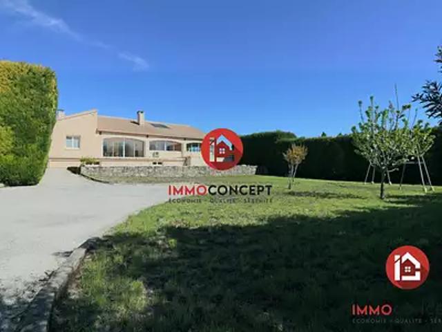 Laudun l'Ardoise 30290 Achat / Vente maison 8 pièces t8 piscine terrasse