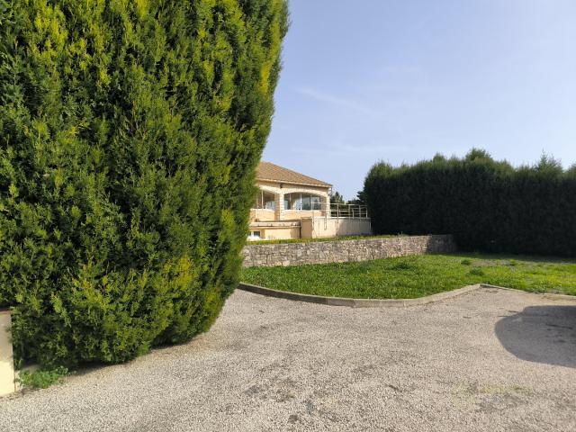 Laudun l'Ardoise Vente Villa 30