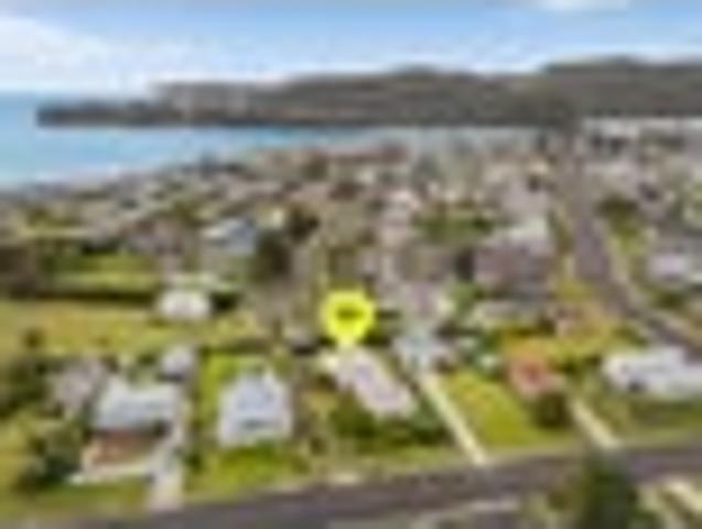 LAUNCH PAD! Perfect 1st home or investment!