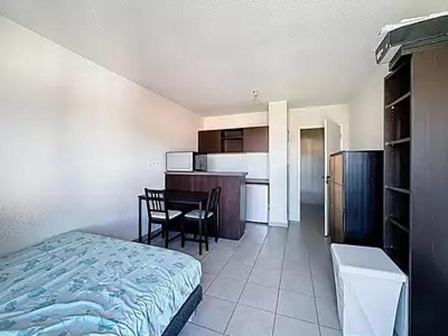 Launaguet 31140 Achat / Vente appartement 1 pièce t1 au dernier étage cave