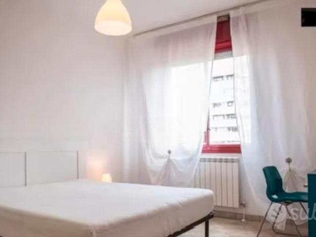 Laurentina stanza CONDOMINIO INCLUSO
