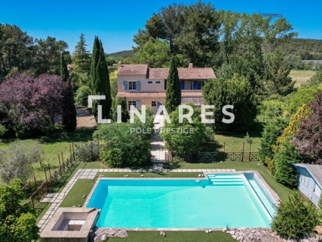 L'AURÉA Maison familiale de 308m2 avec dépendance et piscine 13320 BOUC BEL AIR