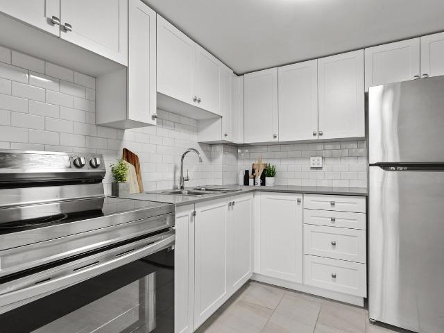 Laurel Grove 2 Bedroom Apartment for Rent at 25 Parkway Forest Dr, Toronto, ON M2J 1L4 Henry Farm