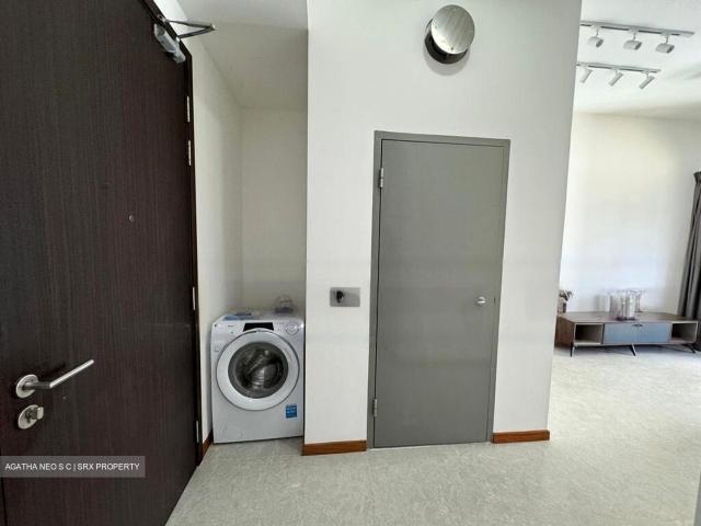 Laurel Tree D23, Apartment