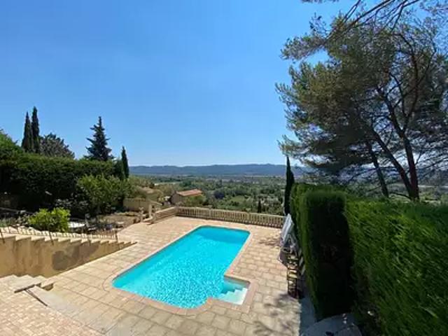 Lauris 84360 Achat / Vente maison 4 pièces t4 au dernier étage