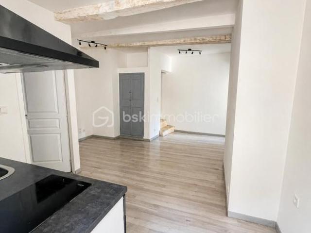 Lauris Vente Immeuble 84